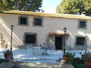 Bauernhof in Aguaderas. Espectacular chalet en purias, lorca