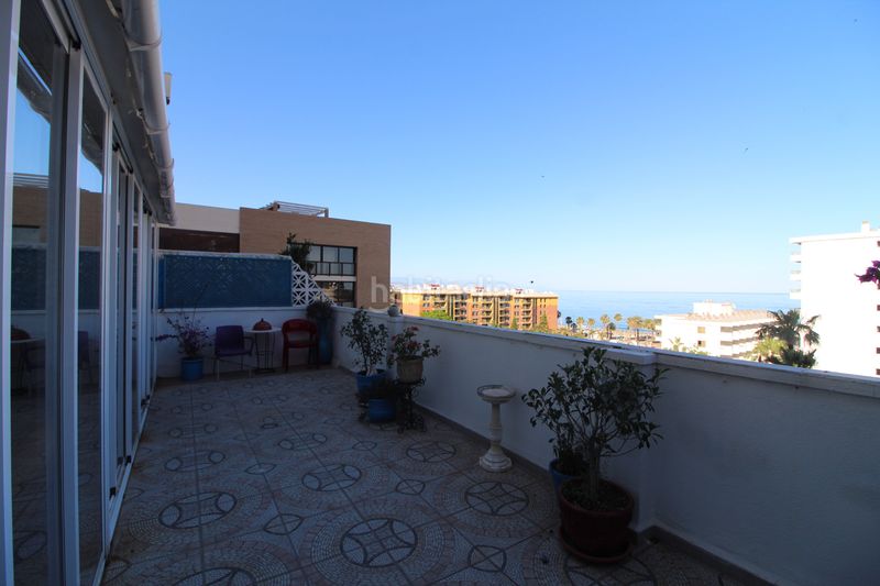 Foto 0dc24c0b-1fa3-4d8a-9f93-f4c46aff7189. Apartament amb aparcament a El Bajondillo Torremolinos