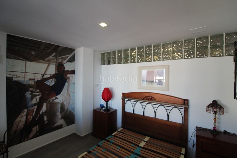 Foto 5014b183-47ef-43c0-b2e1-b989cdc170fd. Apartament amb aparcament a El Bajondillo Torremolinos