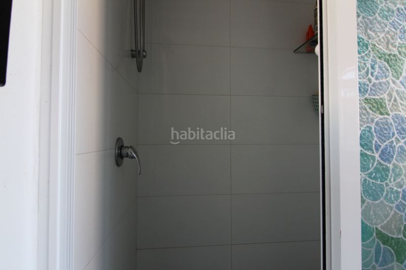Foto 8cdbc6f0-453e-4a50-9892-dfd07f5bd2bf. Apartament amb aparcament a El Bajondillo Torremolinos