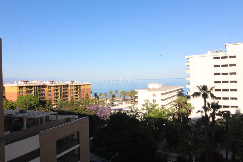 Foto 9e476d53-8754-4ba8-8c21-60c5180c665b. Apartament amb aparcament a El Bajondillo Torremolinos