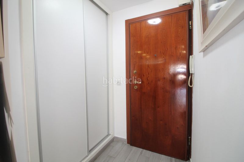 Foto c7026081-ebc3-4405-b531-0eaa832db886. Apartament amb aparcament a El Bajondillo Torremolinos