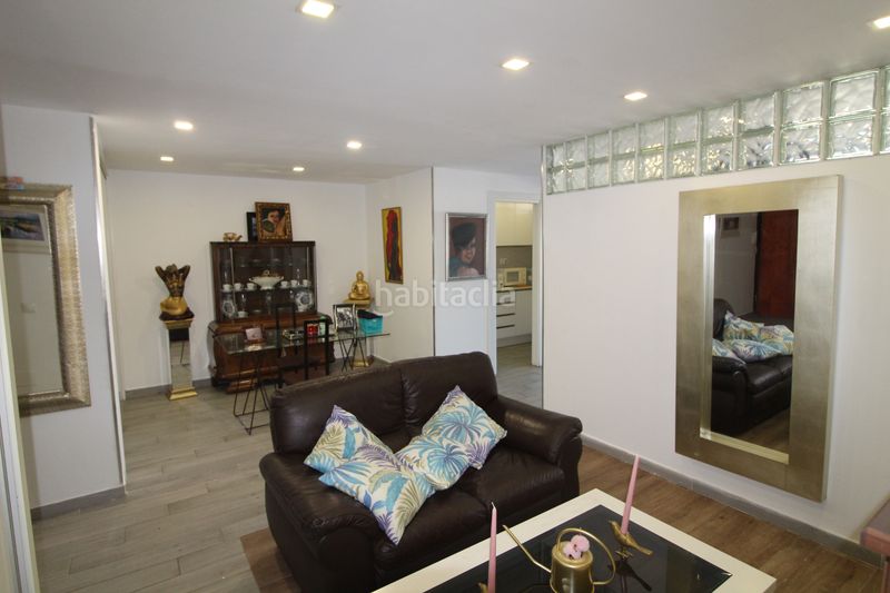 Foto ebf90557-c72d-49f7-8f12-dbb07668616d. Apartament amb aparcament a El Bajondillo Torremolinos
