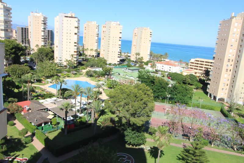 Foto ba88413e-6180-4f4d-be63-2f4421c1241d. Pis a avenida de playamar 7 a Playamar - Benyamina Torremolinos