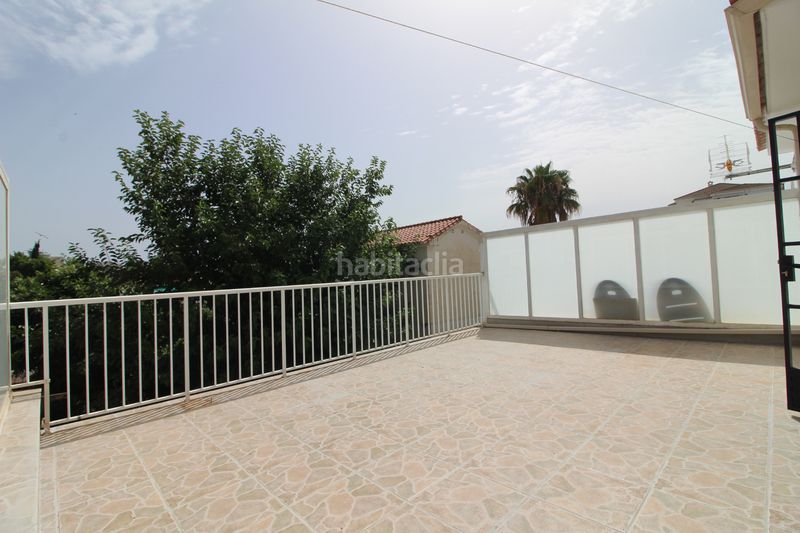 Foto 4a92587e-b797-43a4-882e-fbf1f1d93339. Casa adosada grandioso adosado cerca de la playa en Benalmádena