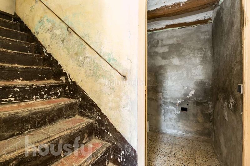 Foto cde15e2f-b968-4077-924a-e76fbb443f33. Masia a sant joan . a Granada (La)