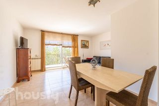 Flat in Carrer de salvador olivella .