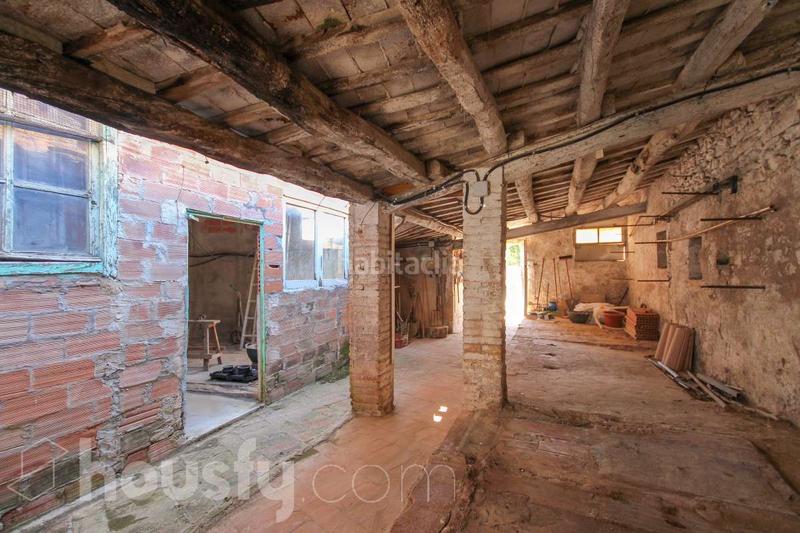 Foto 0cfcbf38-f23e-4989-ae01-1b2fd115677c. Casa in carrer bonavista . in Sant Martí de Tous