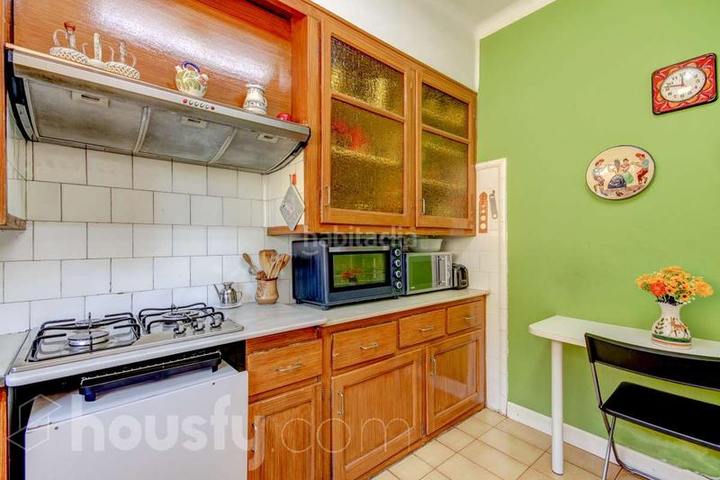 Foto c8362256-a2cc-4fb5-884c-57c1c3fafad2. Casa in carrer bonavista . in Sant Martí de Tous