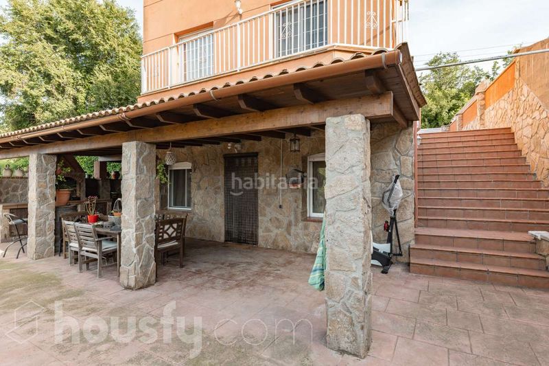 Foto a2f2771c-6bf0-430b-9054-b8155ce685b4. House in calle angel guimera . in Piera