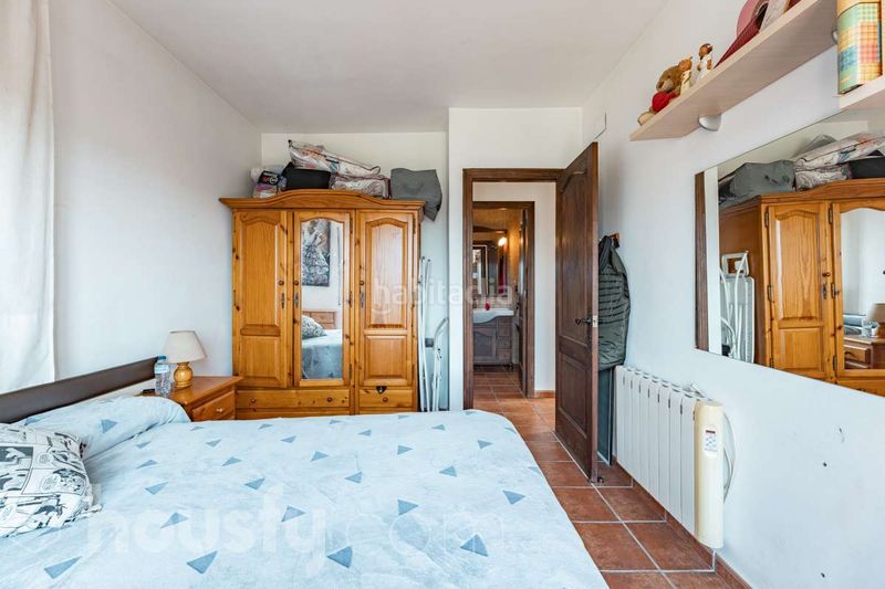 Foto b5aa4b43-4e7d-4d41-a628-c4743a397ac7. House in calle angel guimera . in Piera