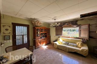 House in Cl hortensia ( .