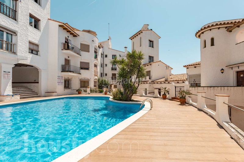 Foto f2ad91f1-59ba-4db6-9169-45d890db18fa. Pis a lugar punta gavina . a Levantina - Montgavina - Quintmar Sitges