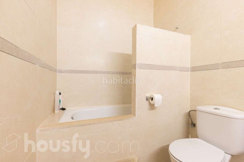 Foto 5d41f65a-5759-4931-b2ac-f156767fee49. Casa en calle girona . en Aiguamúrcia