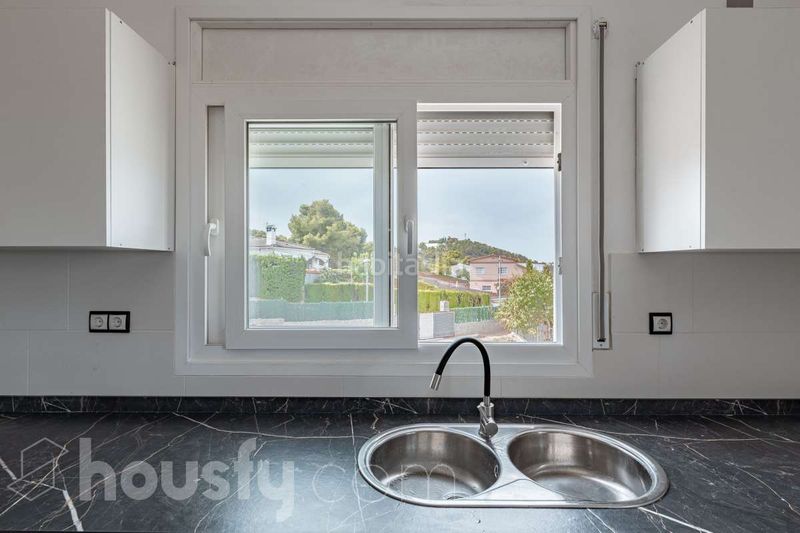 Foto a1f90c16-6b62-4726-8903-5cf19356380a. Casa a suria . a Brises de calafell Segur de Calafell