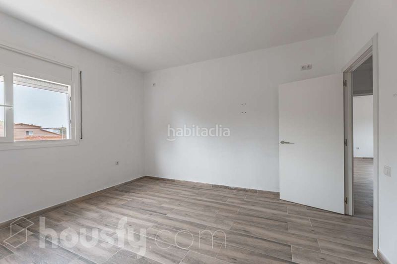 Foto ba84e4c5-3c33-4507-87df-dfbf481ef633. Casa a suria . a Brises de calafell Segur de Calafell