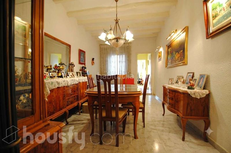 Foto 977a14b4-3d6b-46e5-92a9-248c4c032202. Casa en calle parellada . en Centre Vila Vilafranca del Penedès