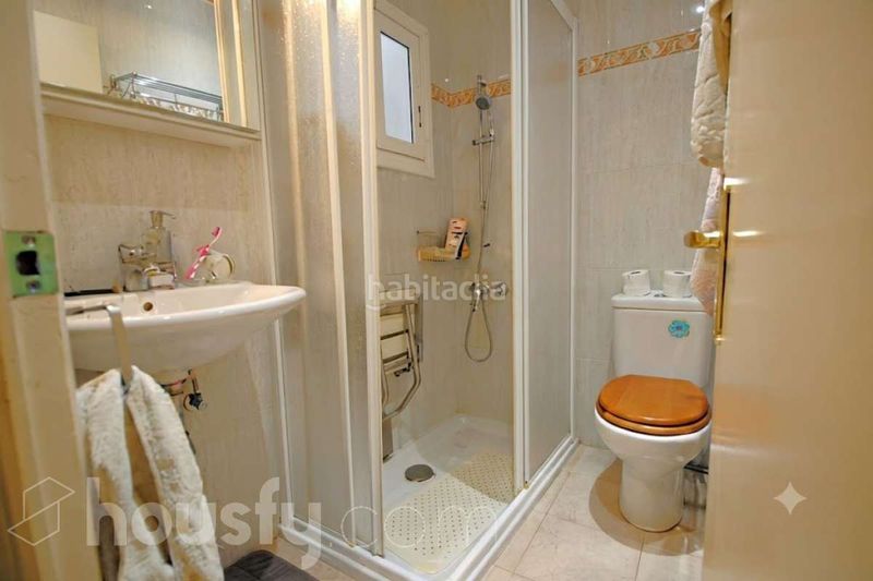 Foto e16c262d-7a35-4a86-9fc6-615146b1332f. Casa en calle parellada . en Centre Vila Vilafranca del Penedès
