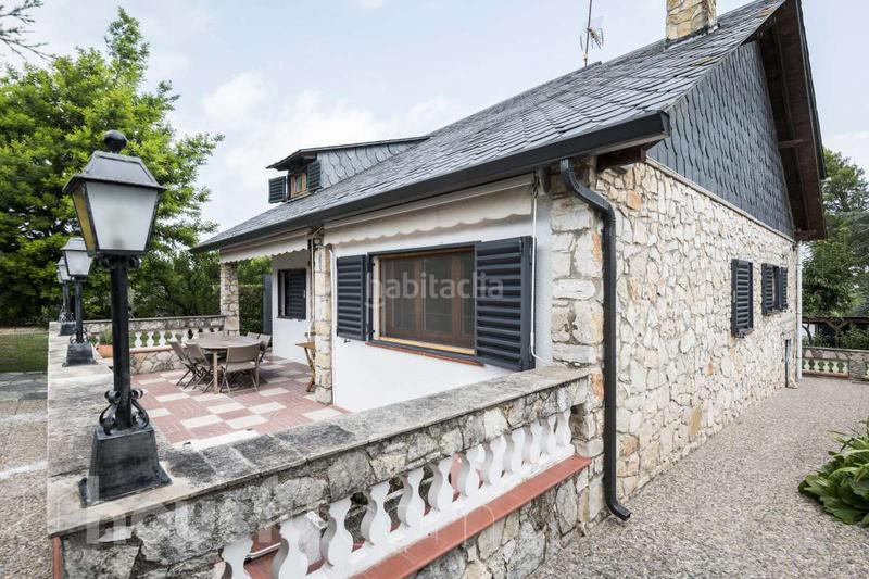 Foto 10c5e1f5-f201-440c-ae2e-0818cf2e20b6. Casa en carrer ocells . en Mediona