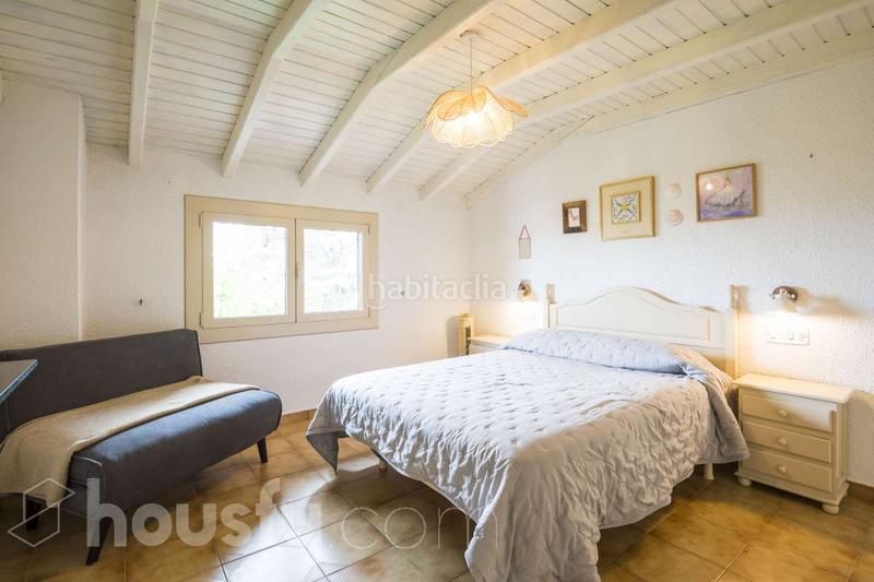 Foto 20b0ef77-5f28-4d18-b0ad-21a4c17c7692. Casa en carrer ocells . en Mediona