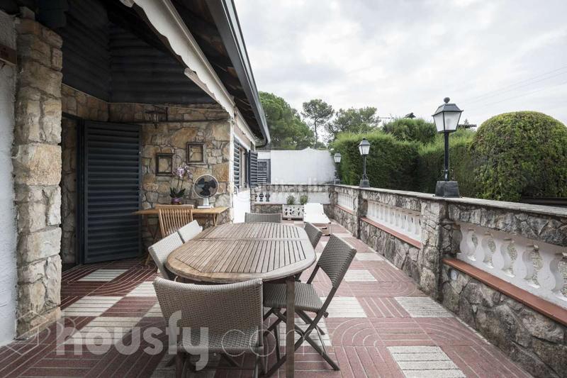 Foto 268a4c30-79ec-469a-8782-8e1f43c3136b. Casa en carrer ocells . en Mediona