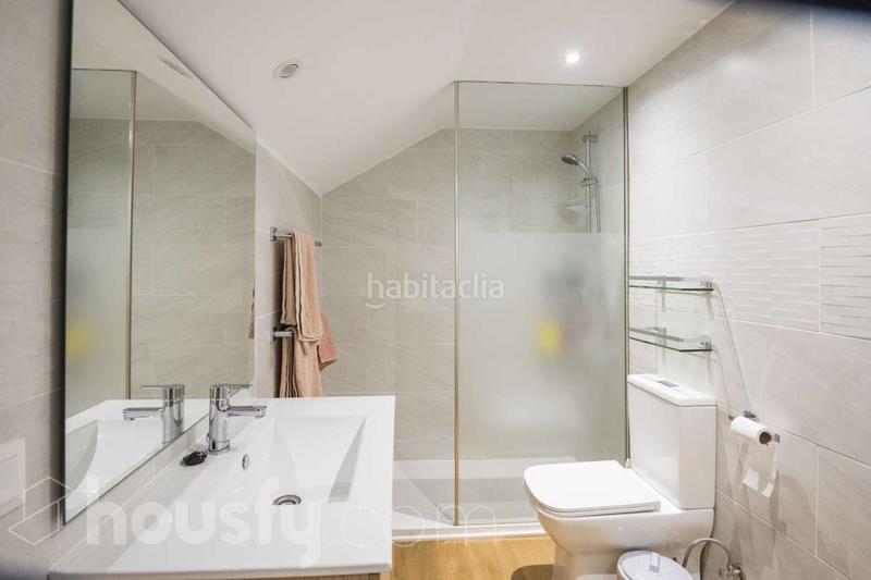 Foto 43fbaa1b-60c3-464f-897c-b4fd45269fd6. Casa en carrer ocells . en Mediona