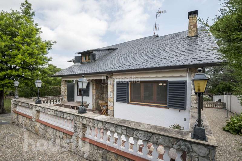 Foto 4823303f-9e64-46e2-920f-1977456d8a9e. Casa en carrer ocells . en Mediona