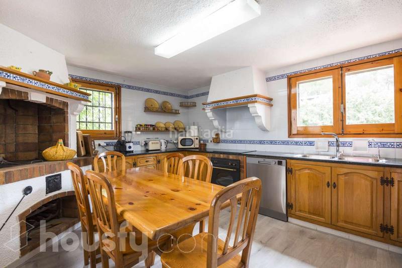 Foto 77348471-552a-4acb-a007-c26c3e3588dc. Casa en carrer ocells . en Mediona