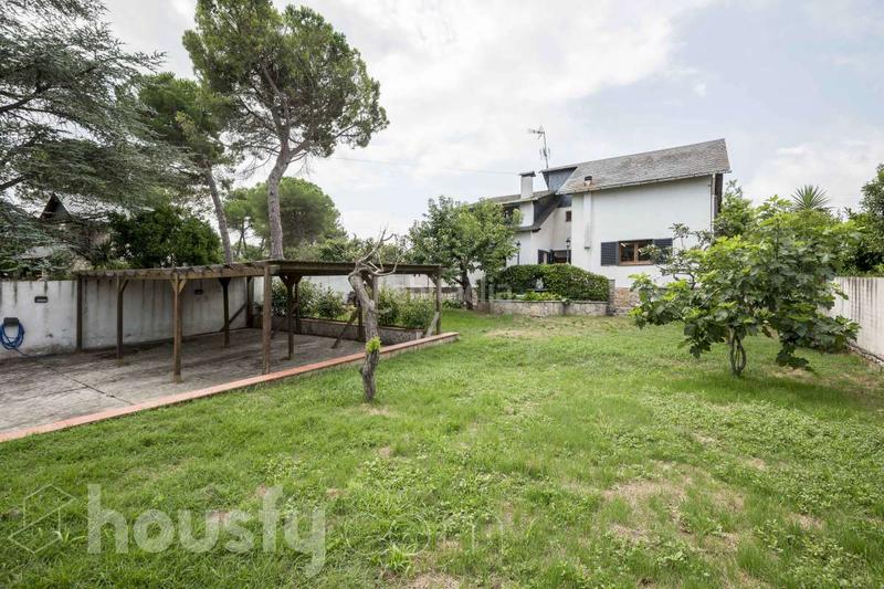 Foto 875b011a-876e-40e0-ba06-cb305e4ebf06. Casa en carrer ocells . en Mediona