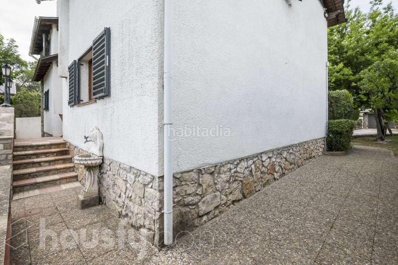 Foto eb46523a-f3ab-4128-9fea-ab7d4c687703. Casa en carrer ocells . en Mediona