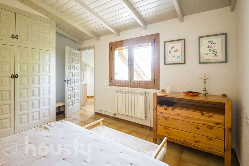 Foto f566e0f2-3f38-4acf-a874-a2b18bb7589d. Casa en carrer ocells . en Mediona