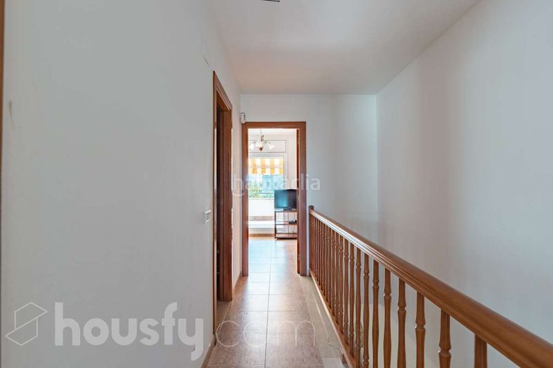 Foto abcc8357-3875-437f-bf65-4cfb7b4f3d01. Casa in calle poeta rafael alberti . in Creixell