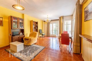 Flat in Calle artur carbonell .