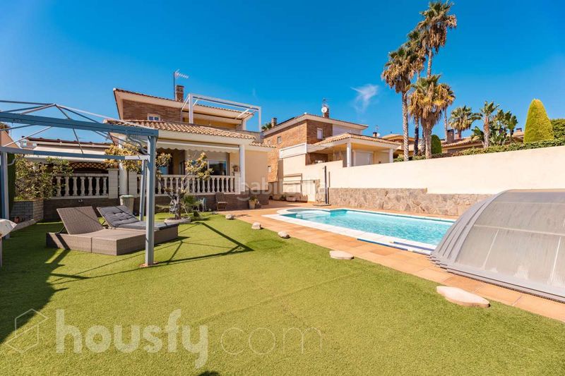 Foto f23f82ea-dabd-475b-a103-2db6b526d694. Casa amb calefacció aparcament piscina a Mas Mel Calafell