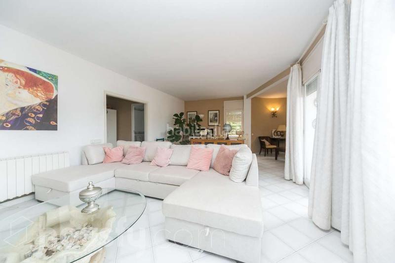 Foto 51eee900-efdf-4557-890b-fbe7fee0e74f. Casa a carrer sardana . a Levantina - Montgavina - Quintmar Sitges