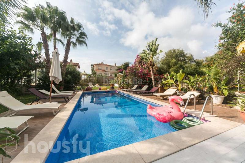 Foto 49f915bb-b3c7-44f7-a9ae-f2dc830b1240. House in carrer sardana . in Levantina - Montgavina - Quintmar Sitges