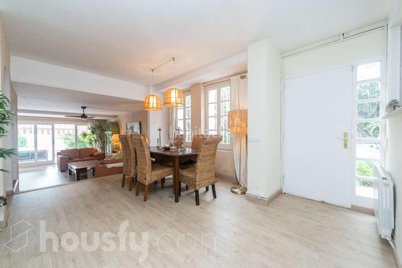 Foto 4ce15c6a-2745-4011-a7d6-445053da5f6d. House in carrer sardana . in Levantina - Montgavina - Quintmar Sitges