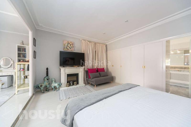 Foto 88cf24f1-e317-4e37-a60c-20eb1fbfe53a. House in carrer sardana . in Levantina - Montgavina - Quintmar Sitges