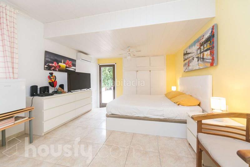 Foto 1d25512d-8b7c-455d-bb8e-5c3b4f332438. Maison dans carrer sardana . dans Levantina - Montgavina - Quintmar Sitges