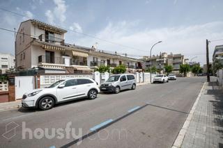 Casa a schiera in Carrer del vendrell .