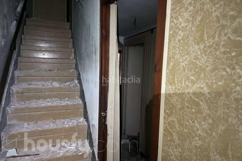 Foto c573f44a-0e3e-4e6c-929a-0d9ceddec9c5. Casa adossada a calle Sant Julià . a Sant Julià Vilafranca del Penedès