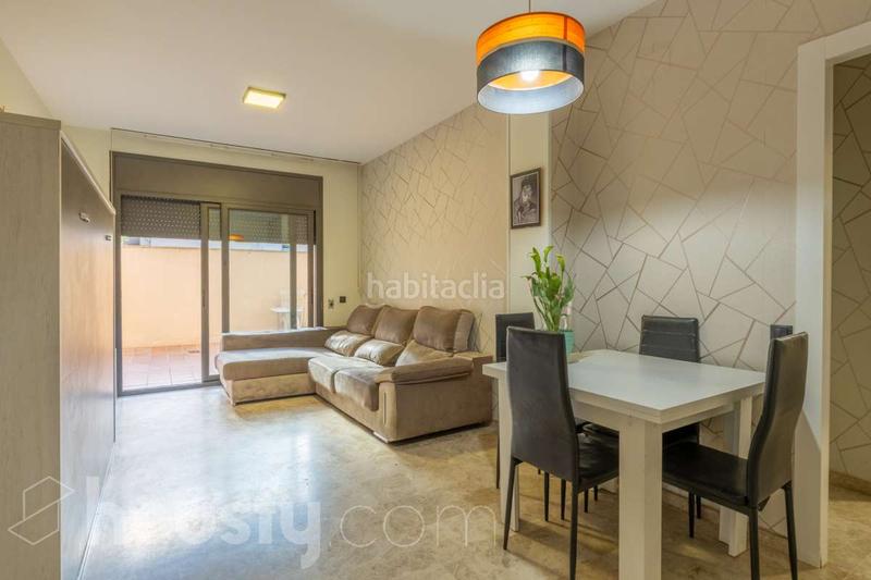 Foto 9ceb4c03-4a43-4f4d-9a48-fa7b79413a20. Piso en carrer de pacs del penedès . en Les Clotes Vilafranca del Penedès