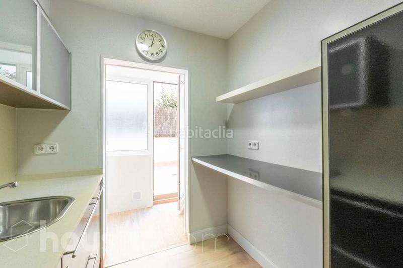 Foto 648510c8-0363-4ec6-a104-4766433c4c7f. Erdgeschoss in carrer de ramon muntaner . in Ribes Roges Vilanova i la Geltrú