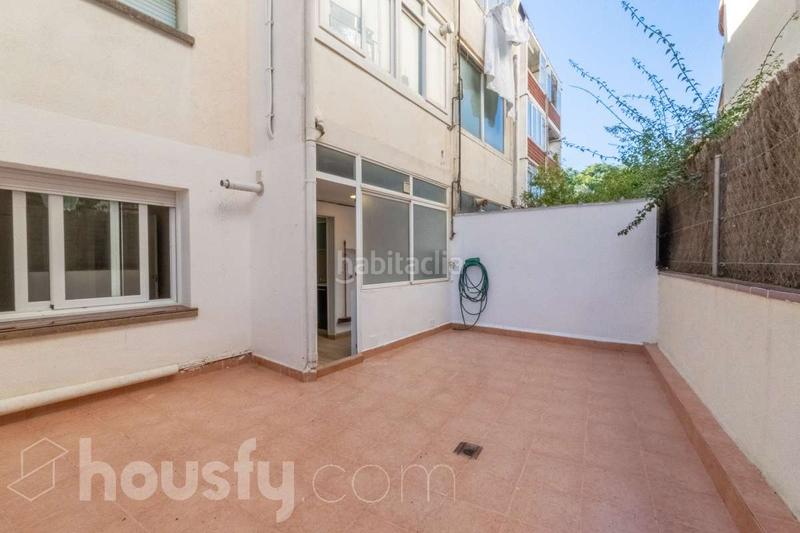 Foto a37e24aa-5efb-434d-8dd2-099820d50a10. Planta baixa a carrer de ramon muntaner . a Ribes Roges Vilanova i la Geltrú