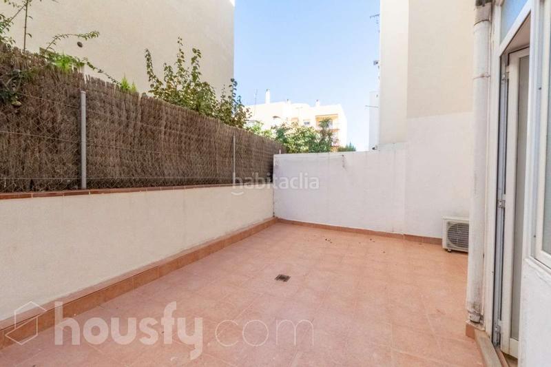 Foto 7b7ee89c-dc04-4731-aa01-abc409f4df6a. Planta baja en carrer de ramon muntaner . en Ribes Roges Vilanova i la Geltrú