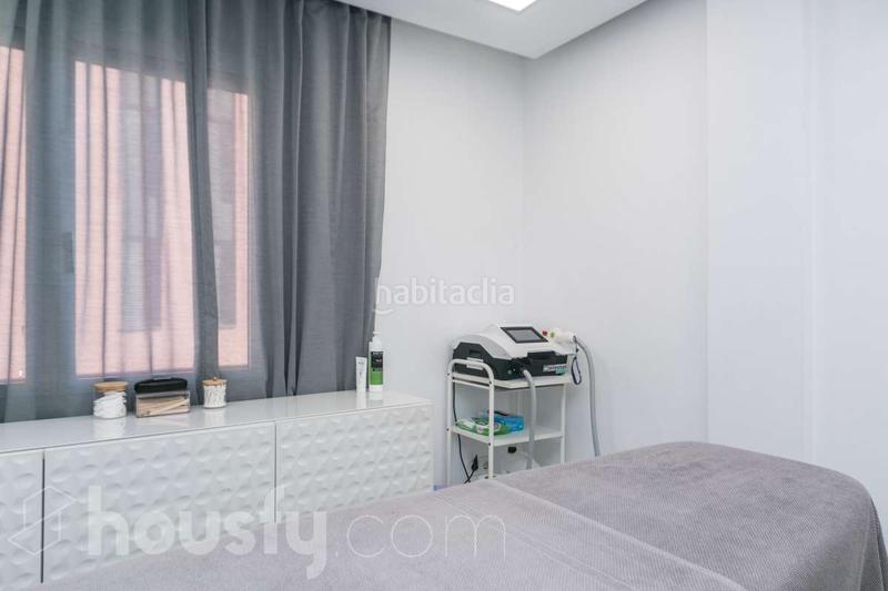 Foto cc16bfa0-6f45-498c-90d6-2c0576b94883. Flat in cl cardenal vives . in Centre Igualada