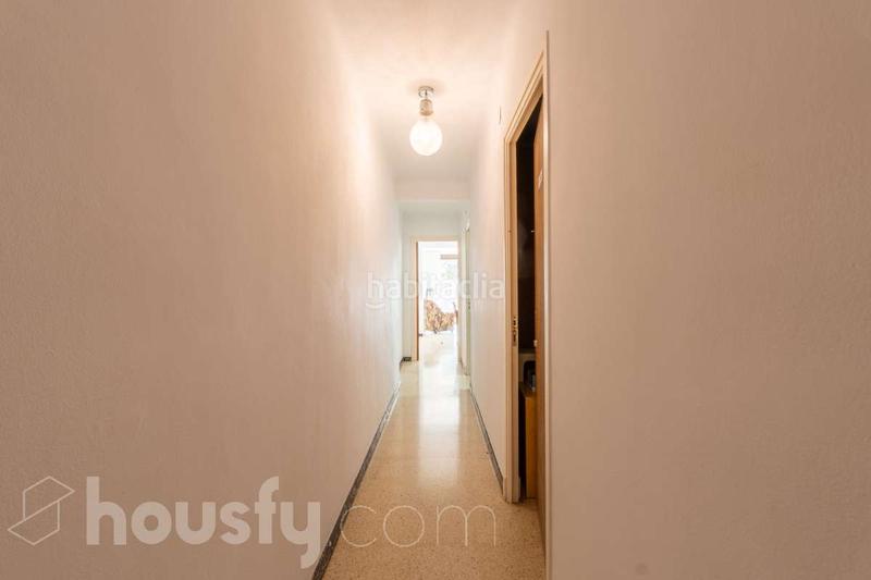 Foto f92677ca-675d-42c4-8d7a-c28bdb38a9ac. Appartamento in passeig marítim . in Barri de Mar Vilanova i la Geltrú