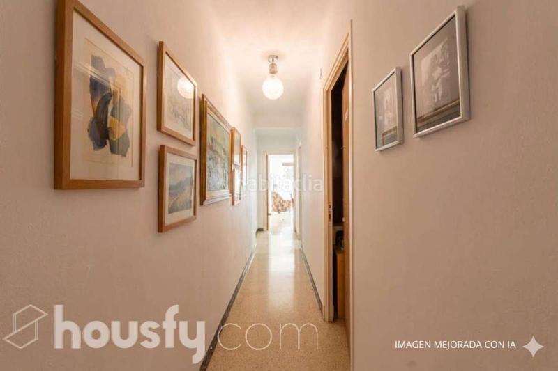 Foto 449679e0-b424-4f01-8c0c-2fe3e575314d. Pis a passeig marítim . a Barri de Mar Vilanova i la Geltrú