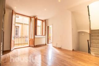 Country house in Cl escudellers .