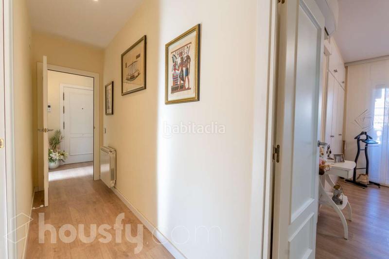 Foto abc366c8-3d05-4d8c-8bbd-502e19749d36. Pis a plaça de la fàbrica nova . a Sant Joan Vilanova i la Geltrú